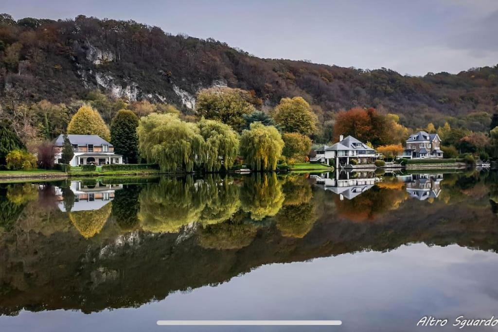 Gite De Charme Bord De Meuse ナミュール エクステリア 写真