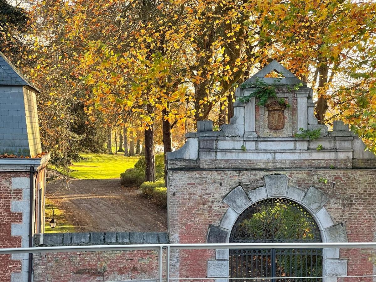 Gite De Charme Bord De Meuse ナミュール エクステリア 写真