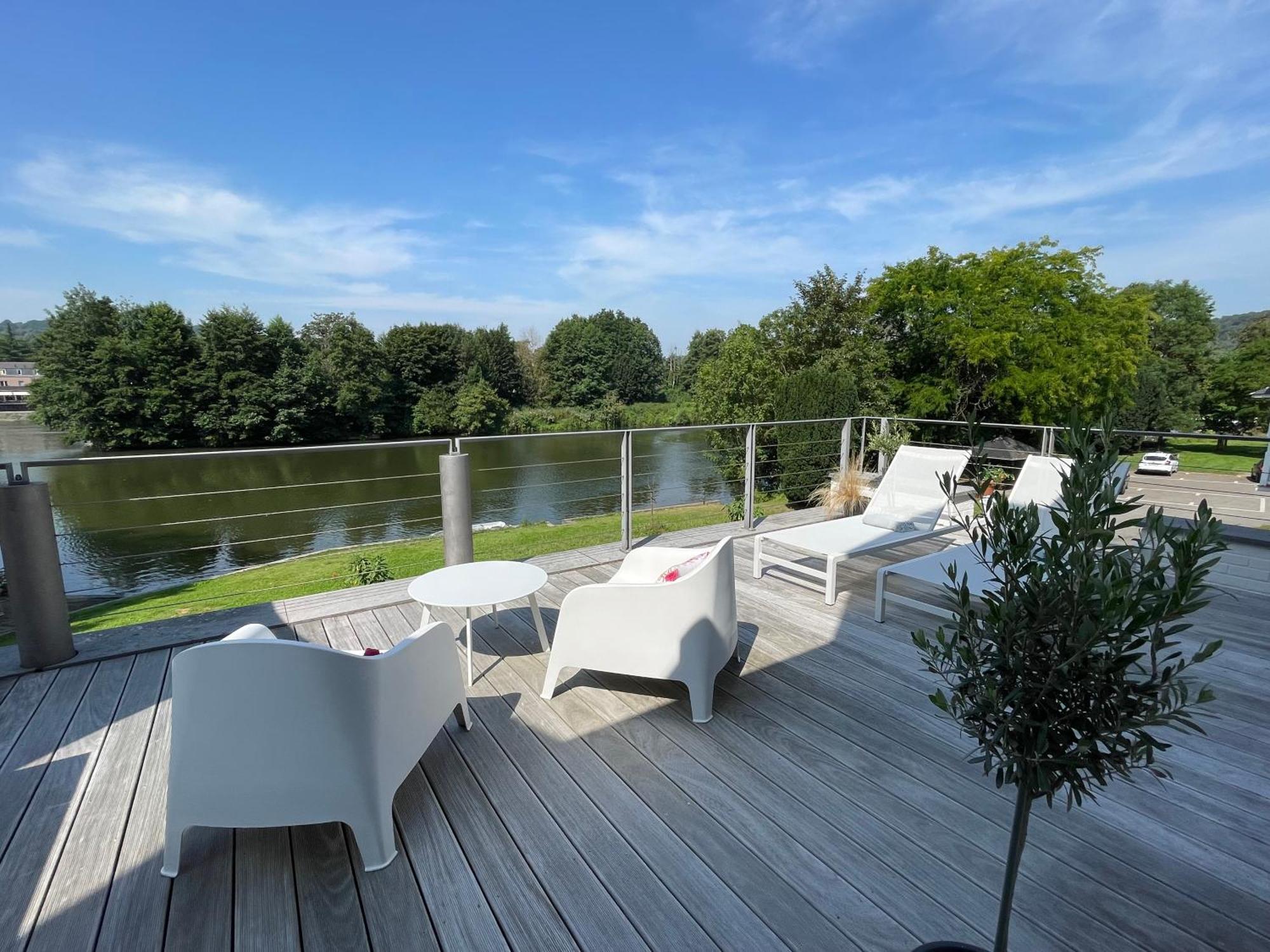 Gite De Charme Bord De Meuse ナミュール エクステリア 写真