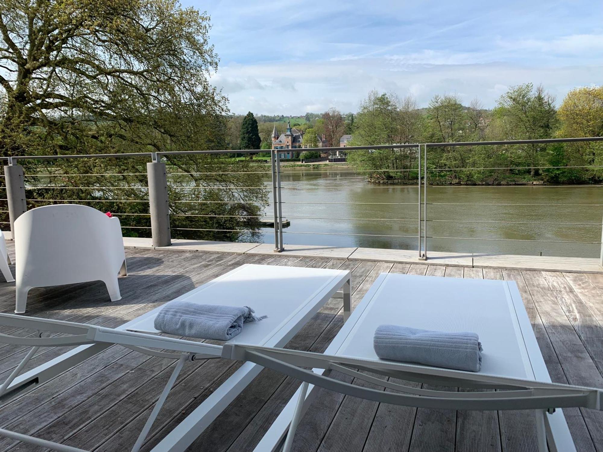 Gite De Charme Bord De Meuse ナミュール エクステリア 写真